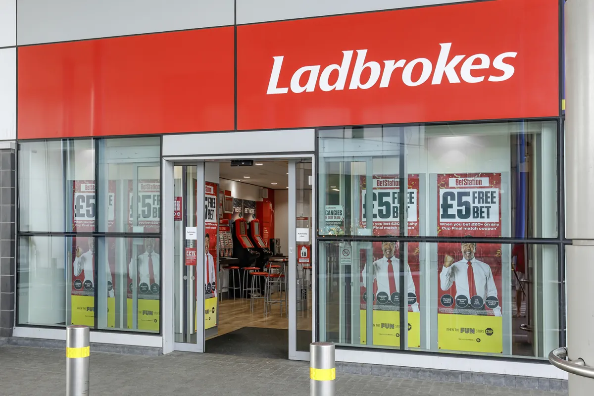 Рекламу букмекера Ladbrokes заметили в приложении радионяни